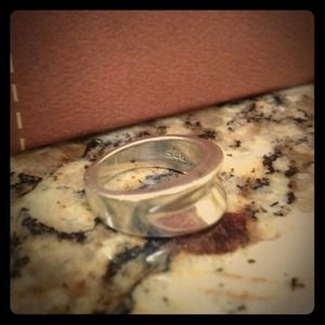 .925 Silver Ring!
