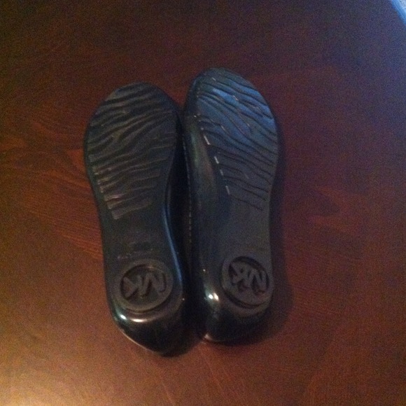 Sold - Picture 2 of 3