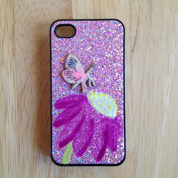 SOLD!!! iPhone 4S butterfly flower case - pink🌸
