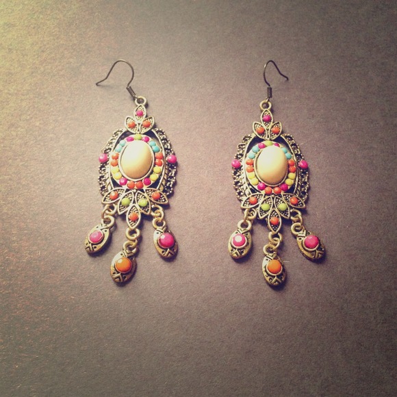 Old fashion earring