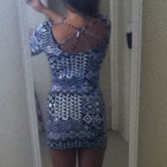 💢SOLD💢 Tribal Print Bodycon Dress - Picture 3 of 3