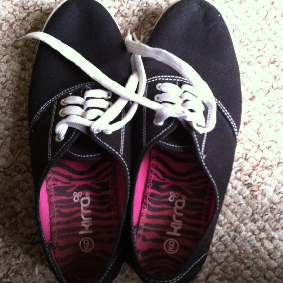💗Sold to astrosweet💗 Kirra Keds sneakers