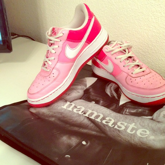 Bundle 4 @seducing includes ll bag and Pucci