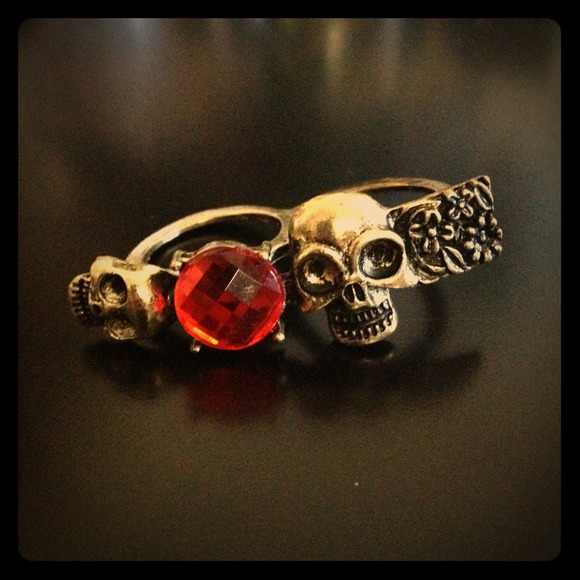 🚫SOLD🚫Double skull Ring