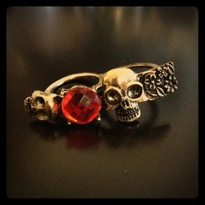 🚫SOLD🚫Double skull Ring