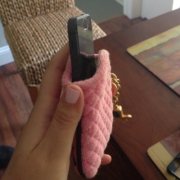 display - Picture 2 of 2