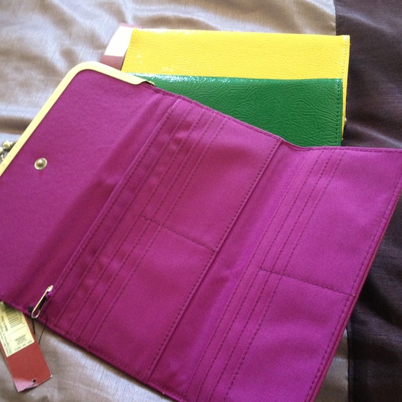 New - Picture 2 of 3