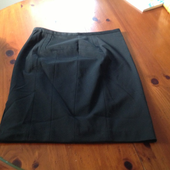 Express design studio black skirt