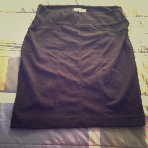 Black pencil skirt