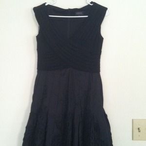 Adrianna Papell Matte jersey and Taffeta dress!!