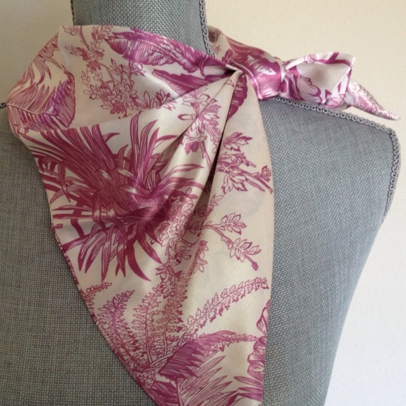 🌺SOLD🌺 Easy Style Fashion Scarf w/Instruction - Picture 1 of 4