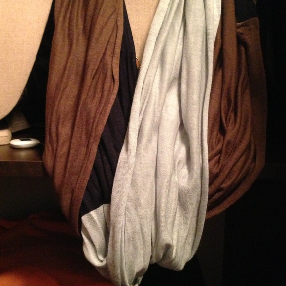 Infinity scarf