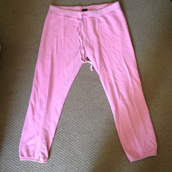 Victoria secret sweats💜 - Picture 2 of 2