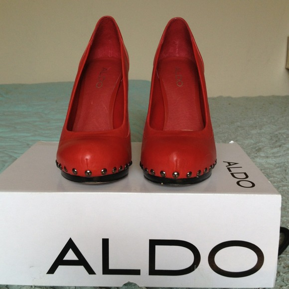 Red and Stud Pumps