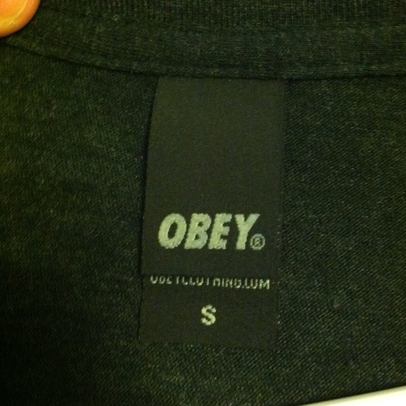 🚫Sold🚫 Glow in the Dark Obey Shirt - Picture 3 of 3