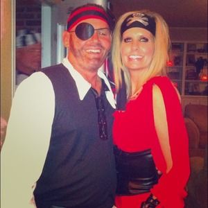 HALLOWEEN WILL BE HERE B4 WE KNOW IT!