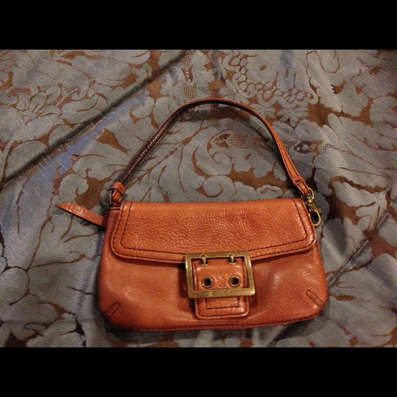 Banana Republic wristlet