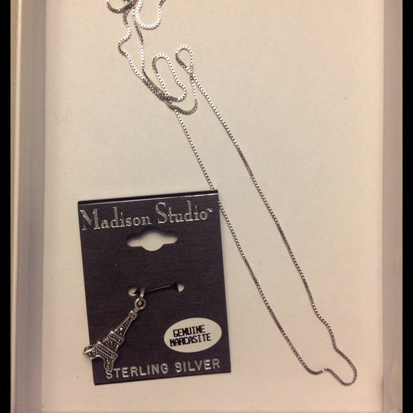 Sterling silver marcasite Eiffel Tower pendant - Picture 1 of 1