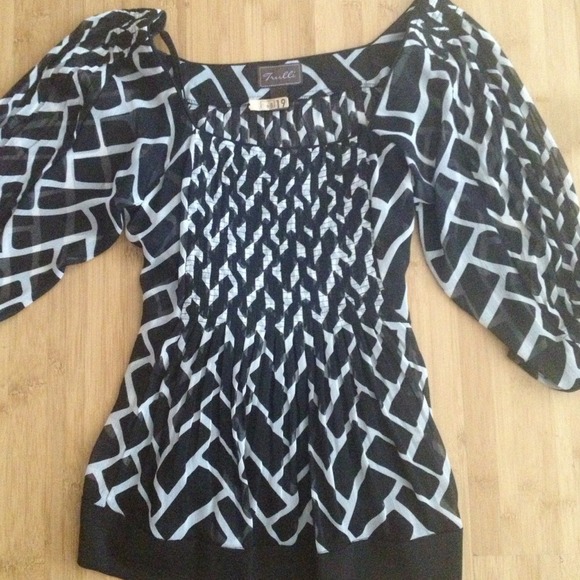 Dressy top with belt at waist - Picture 1 of 3