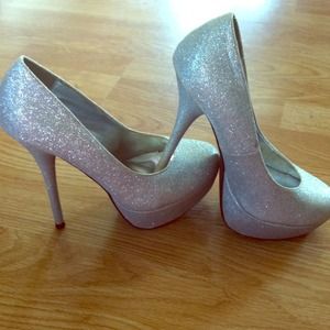Silver Glitter Platform Pumps