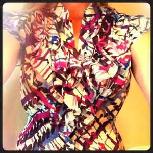 ***SOLD BNDLD***Fun multicolored ruffle top