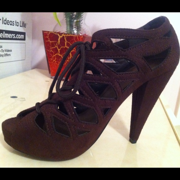 Brown faux suede heels REDUCED!Can fit a size6.5-7