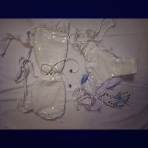 Beach Bunny White Wedding set