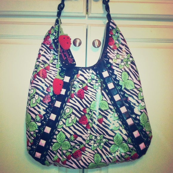 Traded🚫Betsey Johnson purse! Authentic - Picture 1 of 3