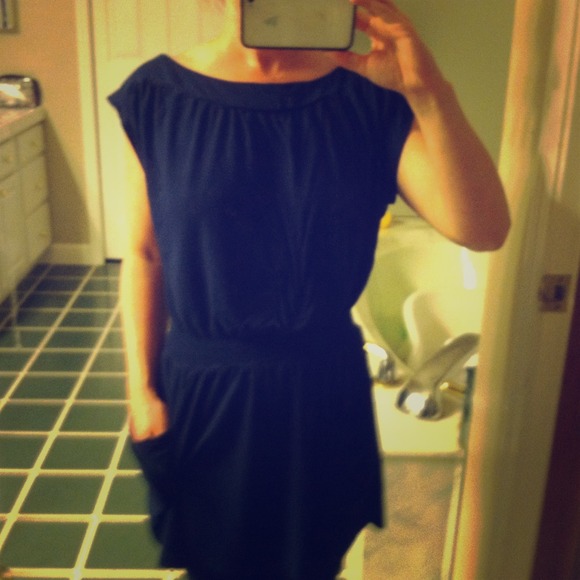 Navy blue top