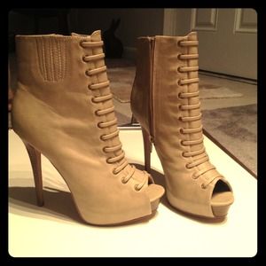 Nude peep toe boots