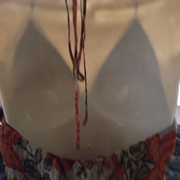 gently used Arden B silk halter dress size M - Picture 3 of 3