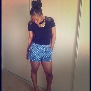 Shorts for sale $17 size medium & blousefor $13