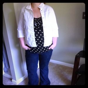 White 3/4 Sleeve Jacket