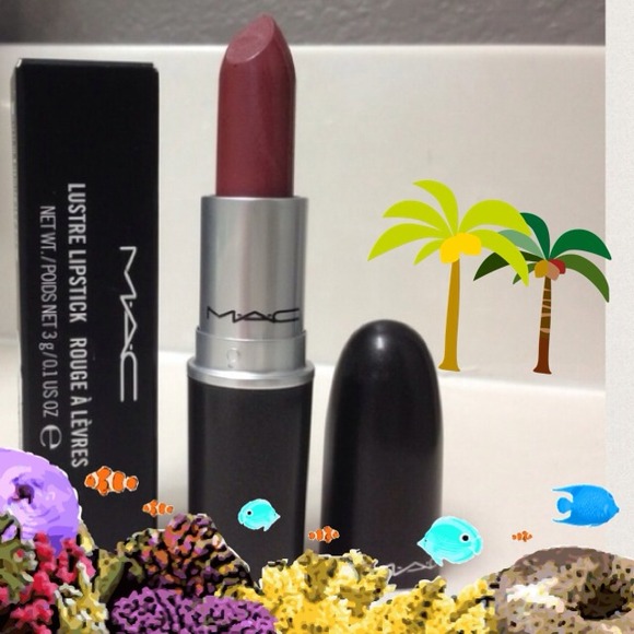 ❌Sold❌💯%Authentic M.A.C lipstick