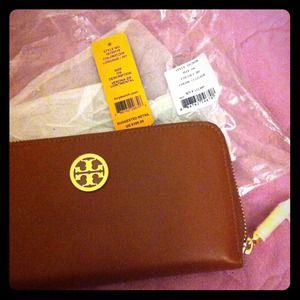 -sold out-Tory Burch wallet Authentic Verona