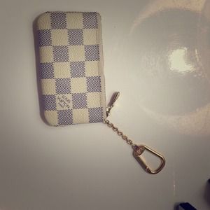 Louis Vuitton change purse