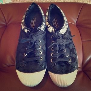 🌟ON HOLD!🌟Bundle. Authentic Coach shoes!