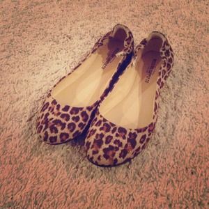 HOLD FOR MSCRIBNER1984, Cheetah print flats