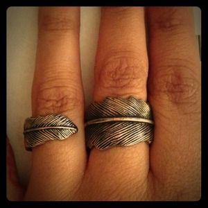 2 finger ring