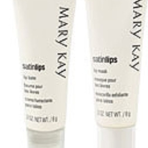 SOLD!!!!Satin lips