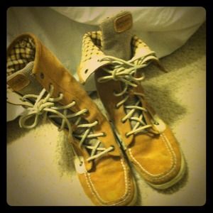 Sperry topsider boots!