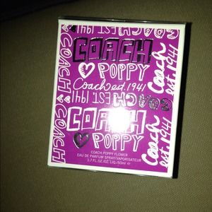 📛Sold📛Coach poppy flower perfume sealed in box