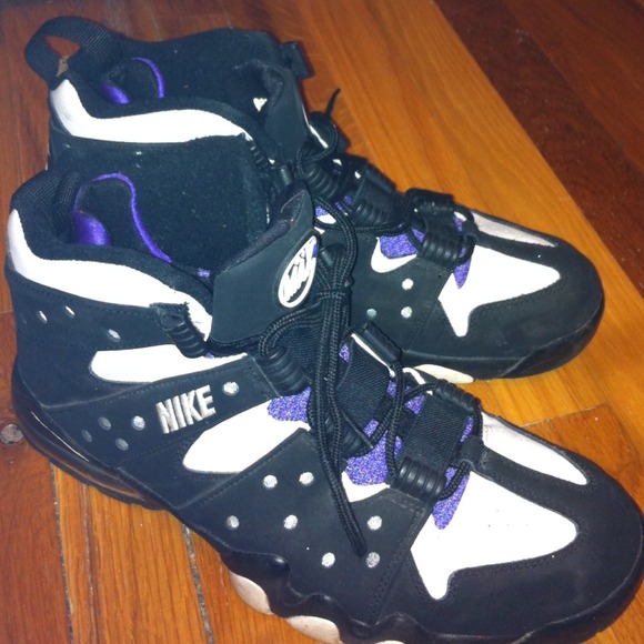 Charles Barkley Nike CB34 black purple an white