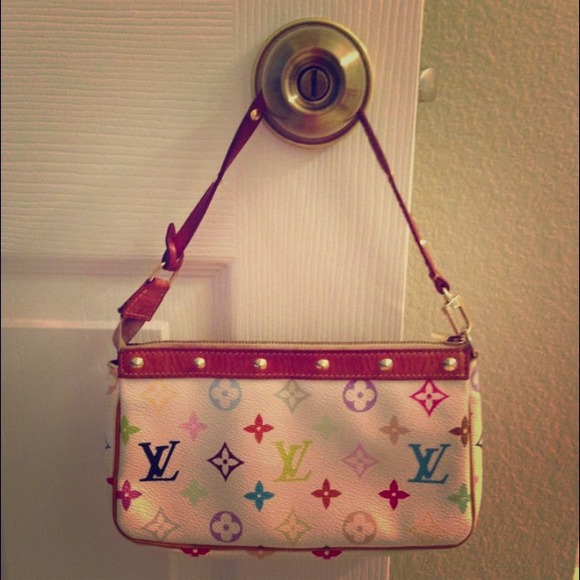 Louis Vuitton- on hold