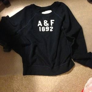 A&f sweater