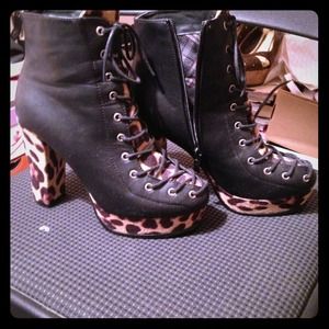 Leopard booties