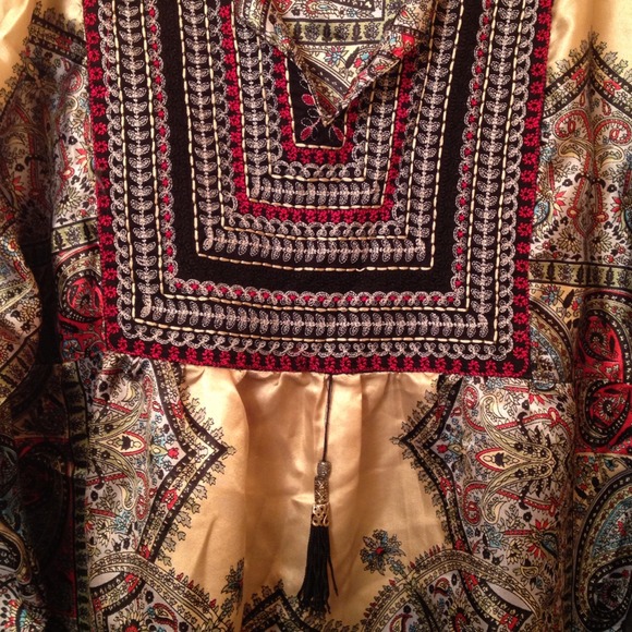 Eastern tunic,read description - Picture 2 of 4