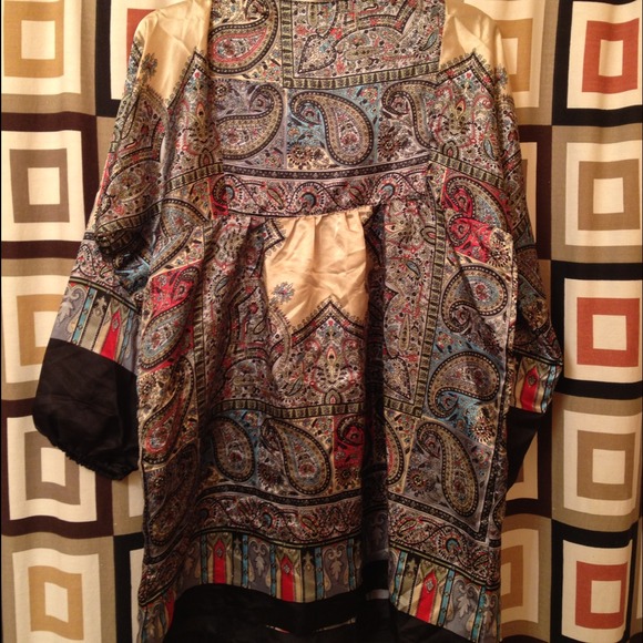 Eastern tunic,read description - Picture 3 of 4