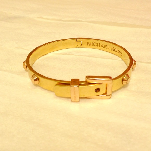 ⭐HOLD⭐Michael Kors buckle Astor bracelet AUTHENTIC
