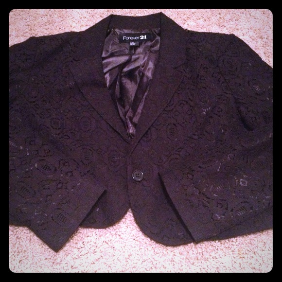 Black Lace Cropped Blazer